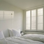 Bedroom_with_lighting_stripes_620x400